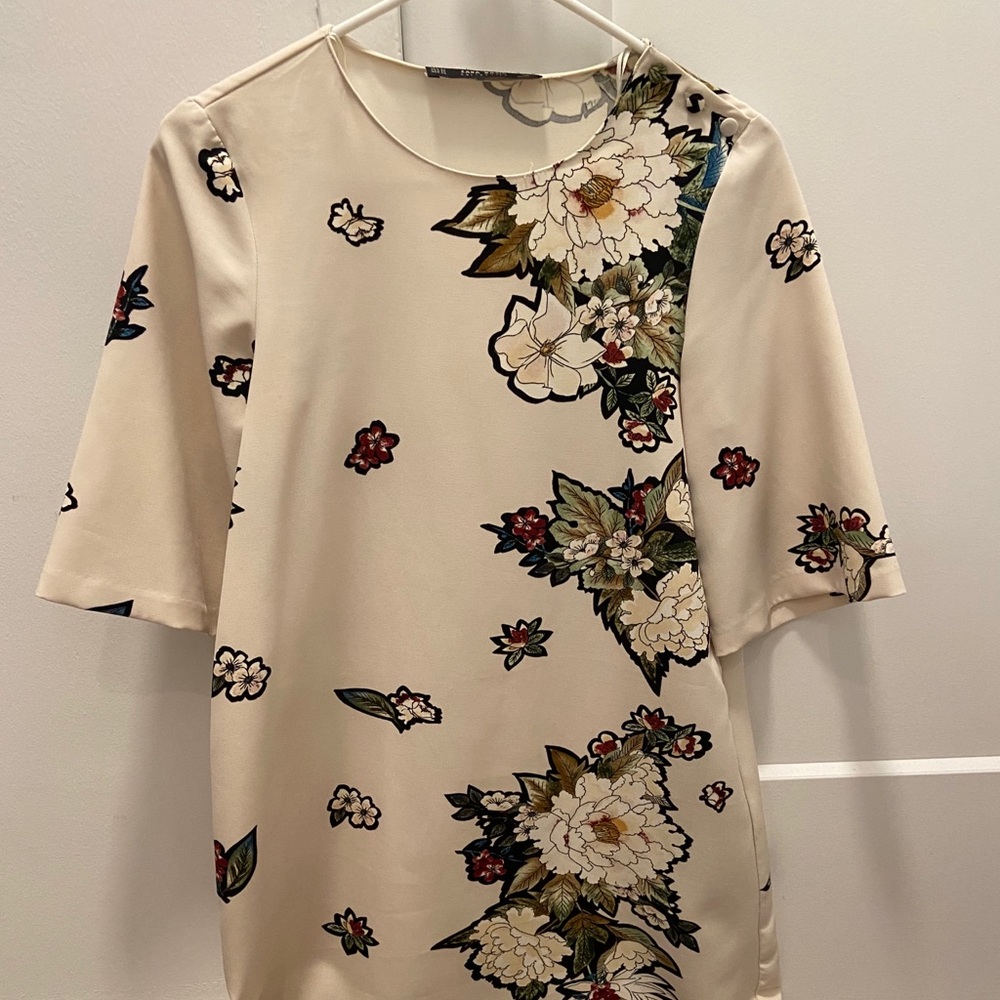 Floral shift dress